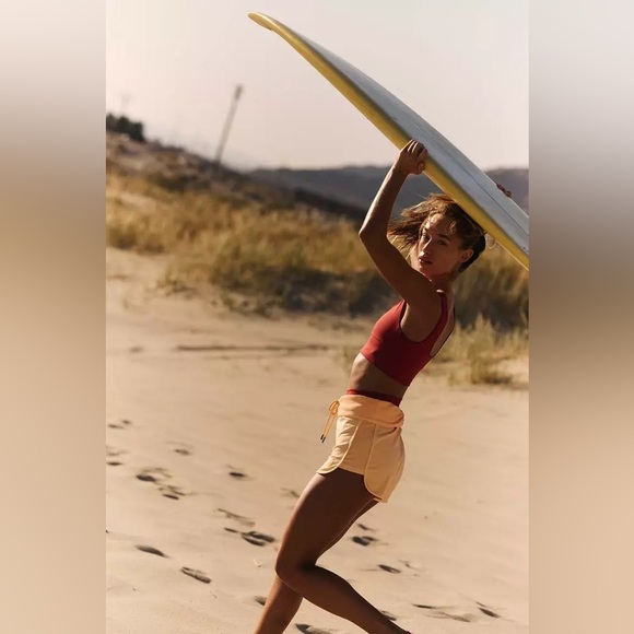 *NWOT* Free People Movement Limitless Shorts - Morning Sun - Picture 4 of 7